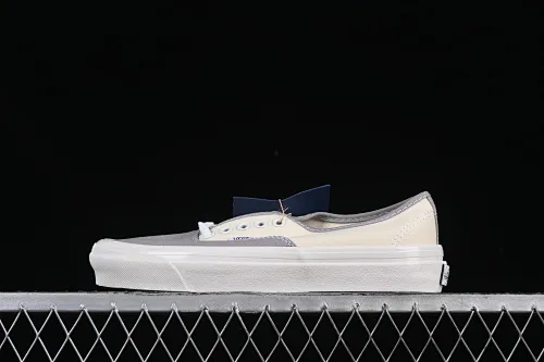 All categories Vans Vans series Vans Low Vans low-top Vans Authentic Reissue 44 Vans official high-end branch low-top casual sneakers VN000CQAKAQ